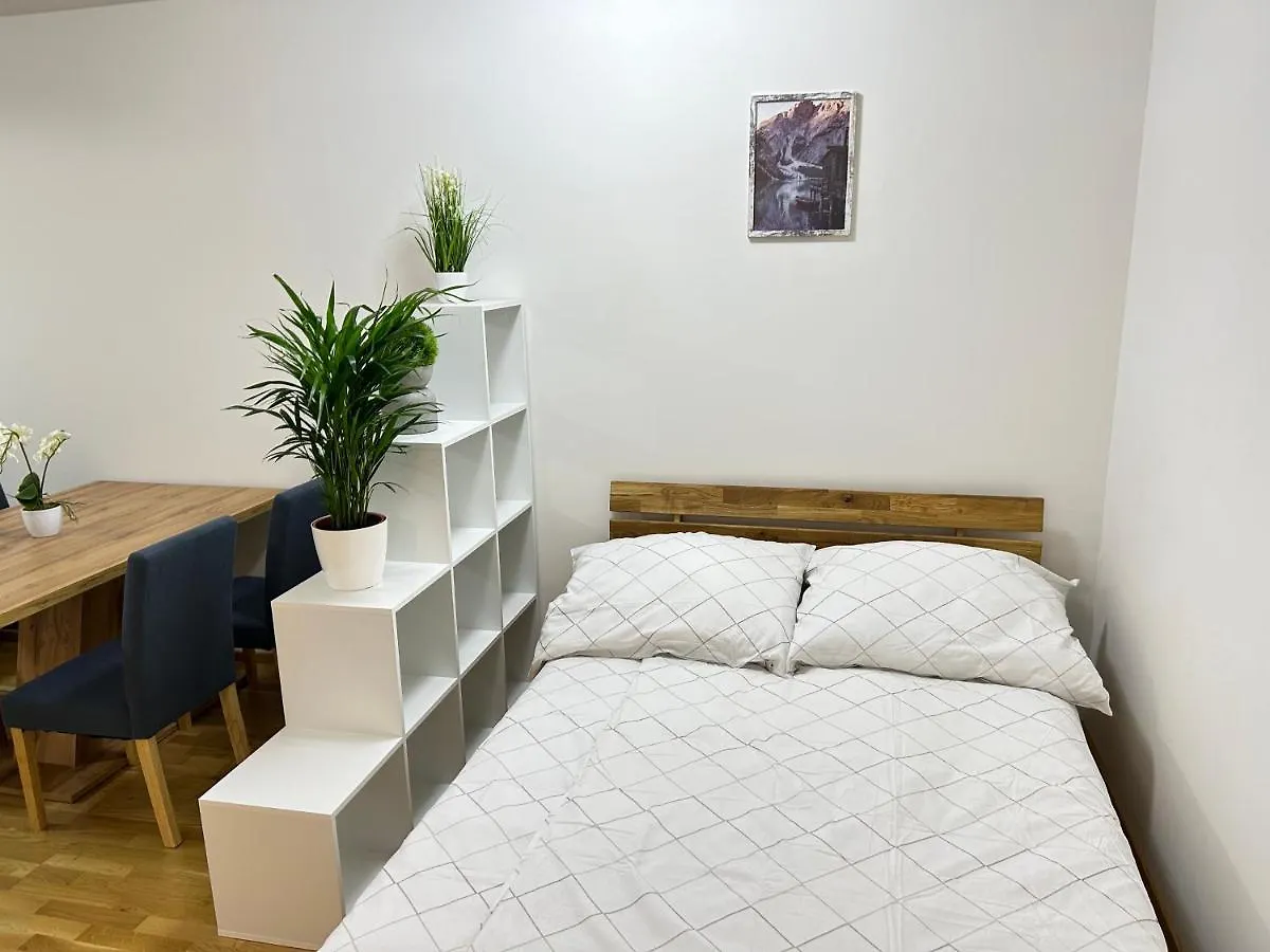 55 M2 Stylish Apartment With Balcony & Parking Vienna Austria
