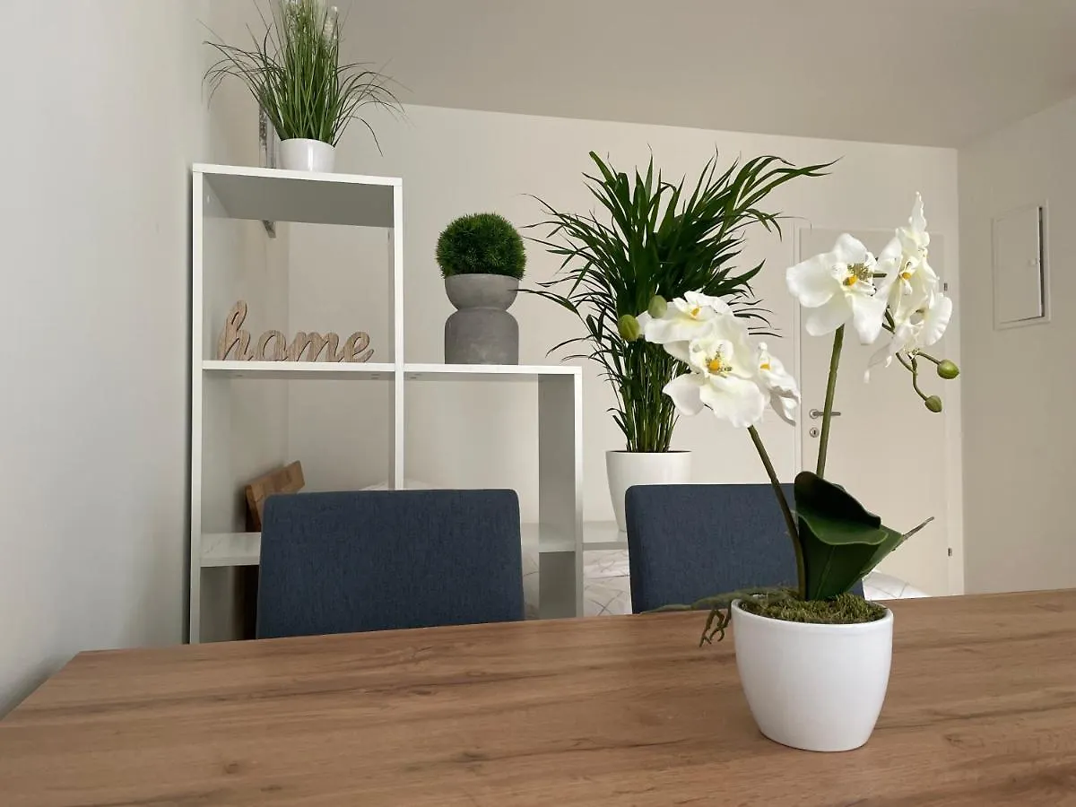 55 M2 Stylish Apartment With Balcony & Parking Vienna
