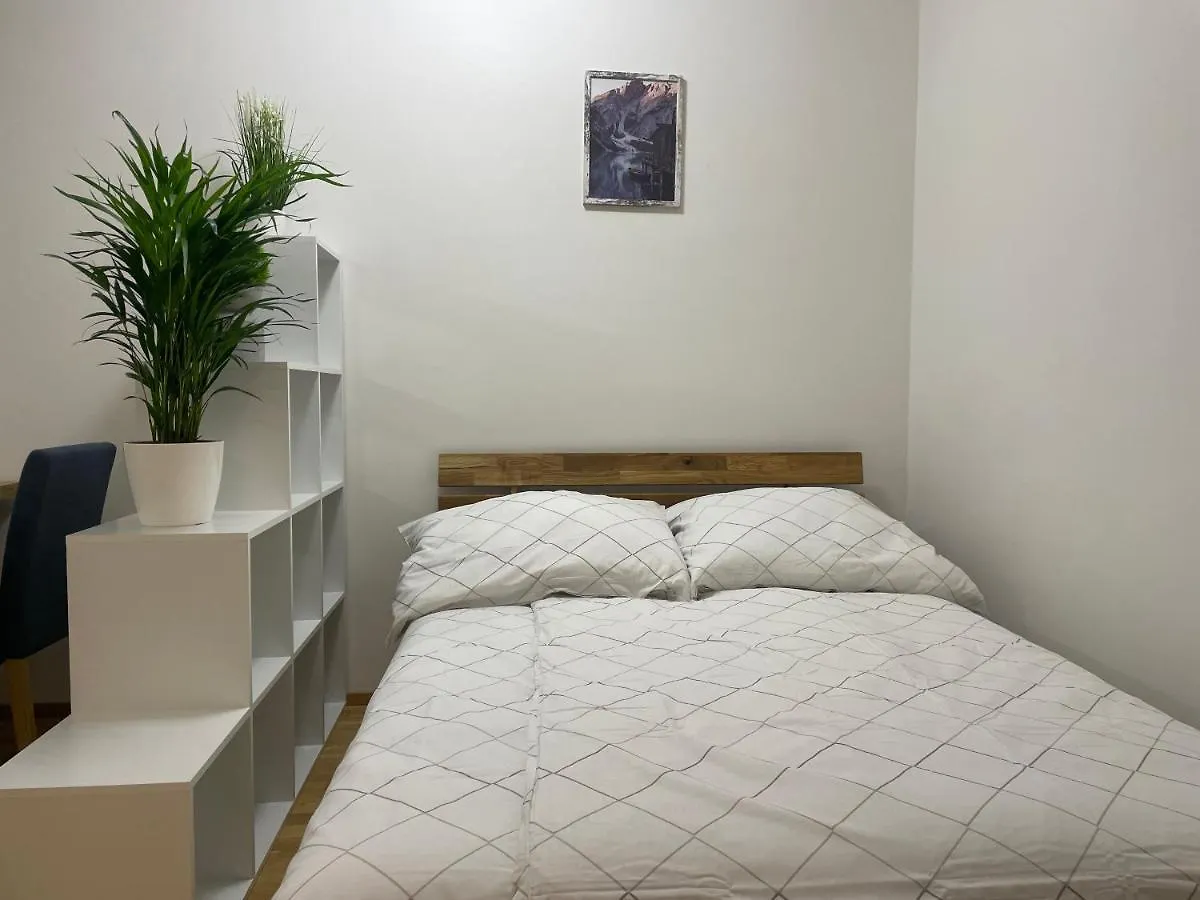 55 M2 Stylish Apartment With Balcony & Parking Vienna